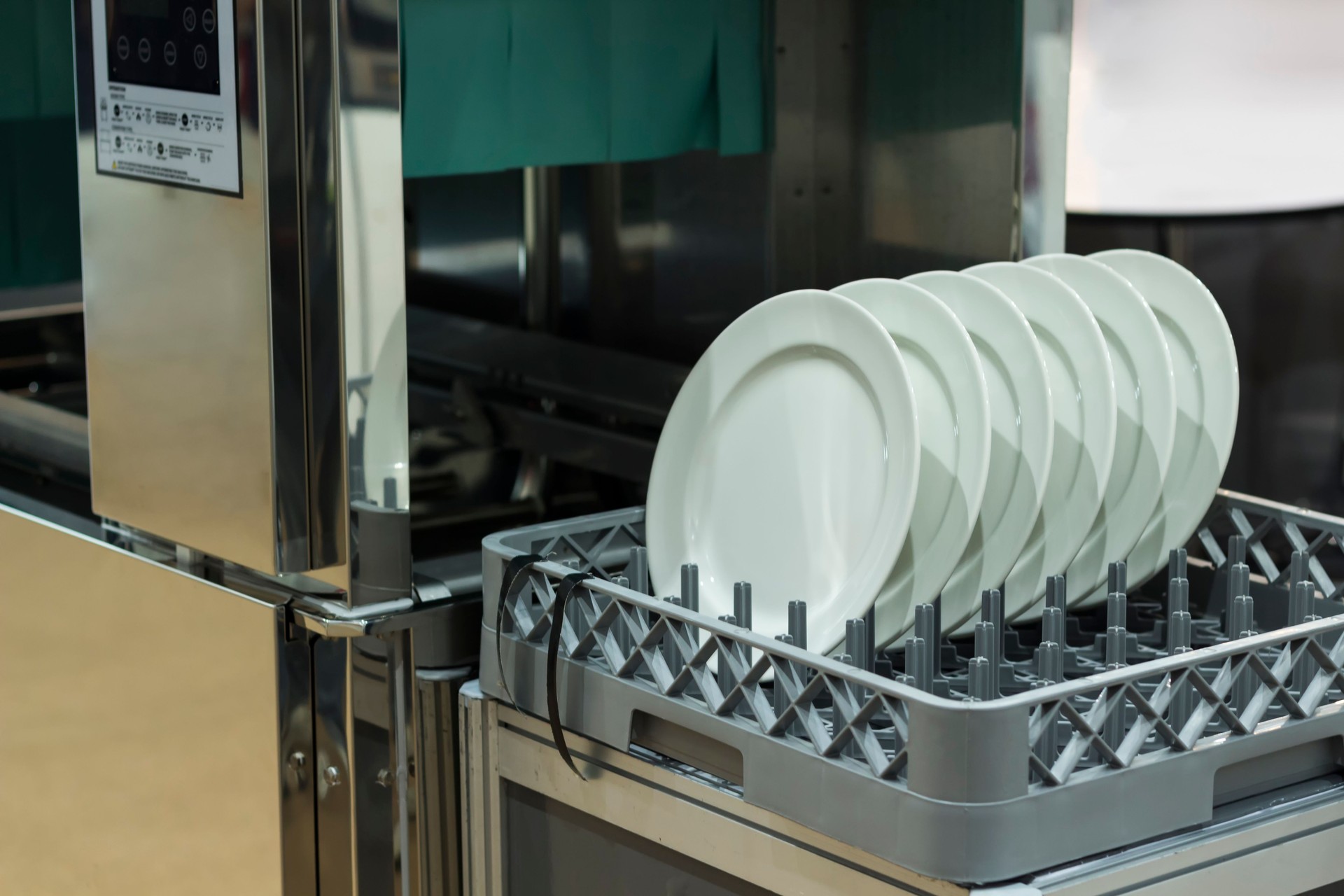 dishwasher with clean dishes